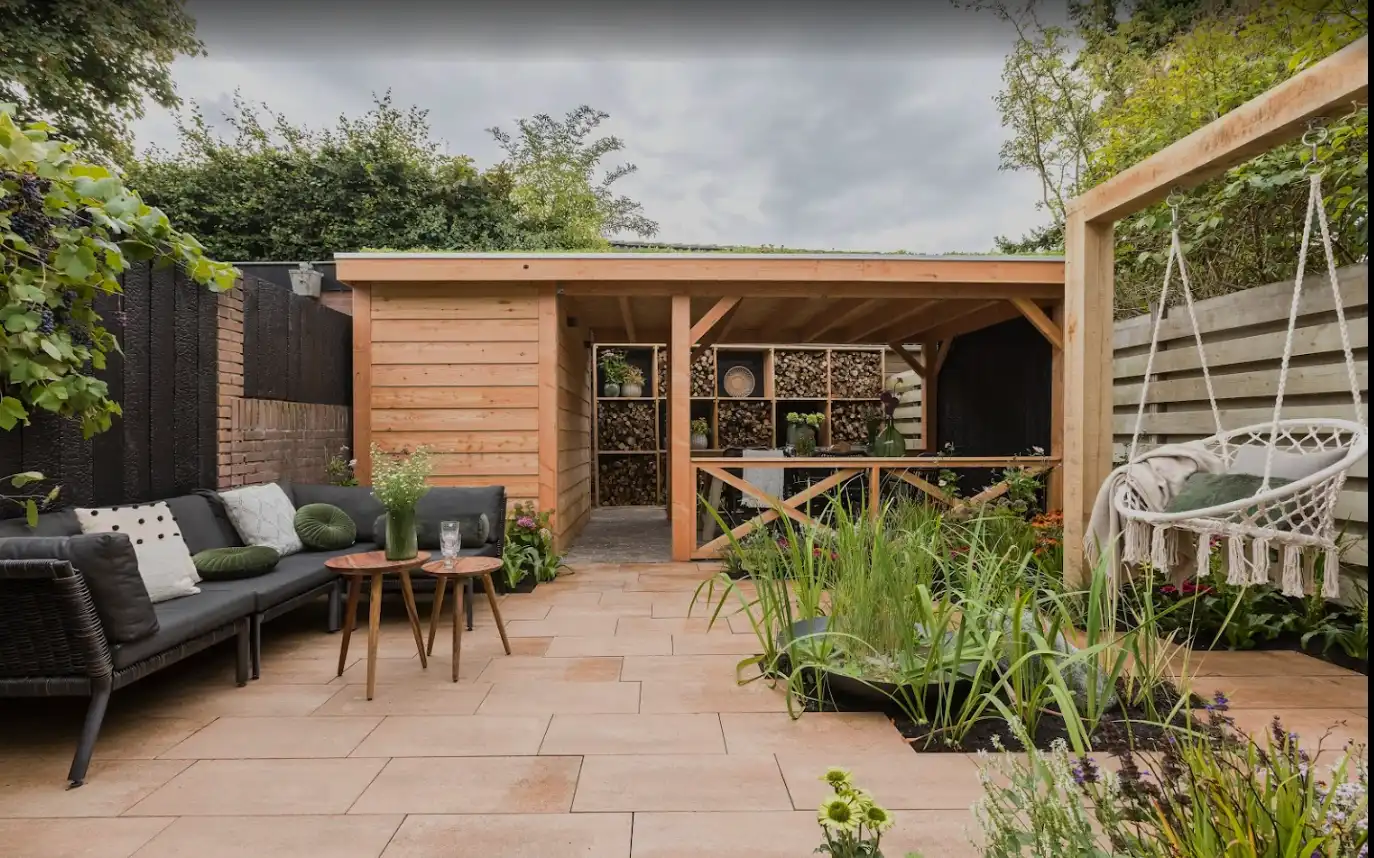 Eigenhuis en Tuin project-Schaffer Tuinhuizen _home tuinhuis met overkapping