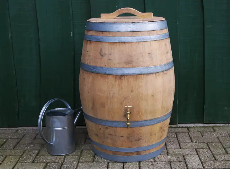 Alles over maatwerk 9 Eiken ton met kraan